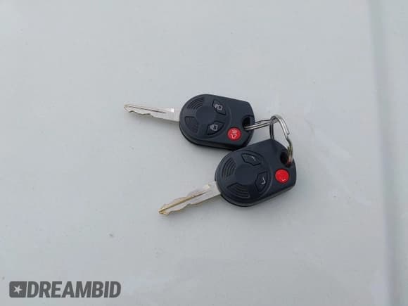 ✅ 2011 Ford Flex SEL • VIN: 2FMHK6CC5BBD23043 • Lot: 43531499. Wystawiony na IAAI z przebiegiem 153 869 mil. Bezpłatny archiwum sprzedaży aukcyjnych z USA i szczegółowy raport historii pojazdu na DreamBid. Zdjęcie 11.