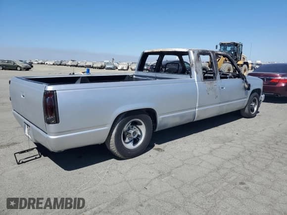 ✅ 1993 GMC Sierra 1500 • VIN: 1GTGC39N9PE540336 • Lot: 69100205. Wystawiony na Copart z przebiegiem Nie podano. Bezpłatny archiwum sprzedaży aukcyjnych z USA i szczegółowy raport historii pojazdu na DreamBid. Zdjęcie 3.