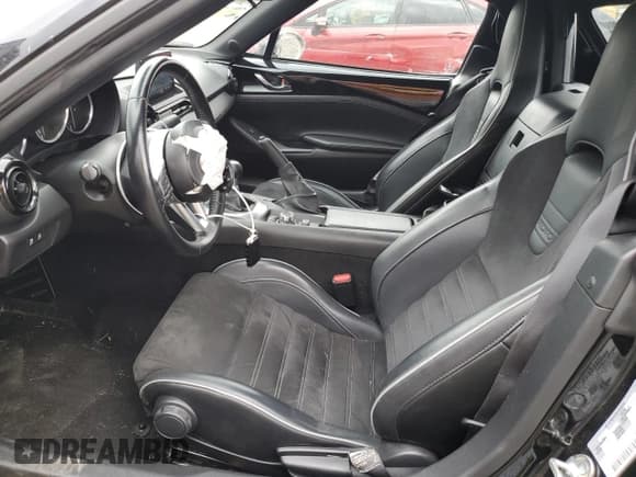 ✅ 2020 Mazda MX-5 Miata Club • VIN: JM1NDAL74L0412368 • Lot: 72270104. Listed on Copart with 35,966 mi. Free auction sales archive from the USA and detailed vehicle history report at DreamBid. Image 7.