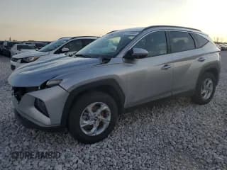 ✅ 2024 Hyundai Tucson SEL • VIN: 5NMJBCDE0RH337318 • Лот: 76704604. Опубликован ранее на Copart с пробегом 53 684 миль. Бесплатный доступ к архиву аукционных продаж из США и подробный отчёт об истории автомобиля на DreamBid. Изображение 1.