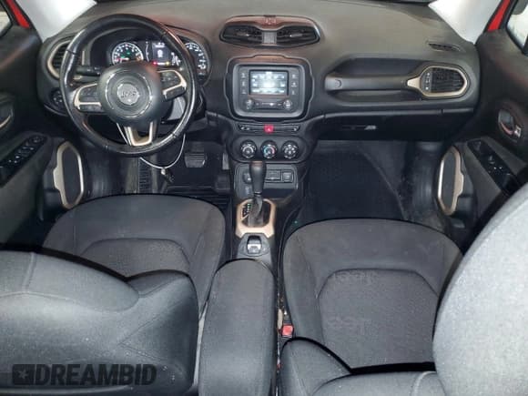 ✅ 2017 Jeep Renegade Latitude • VIN: ZACCJBBB7HPE70942 • Лот: 91516985. Опубликован ранее на Copart с пробегом 130 549 миль. Бесплатный доступ к архиву аукционных продаж из США и подробный отчёт об истории автомобиля на DreamBid. Изображение 8.