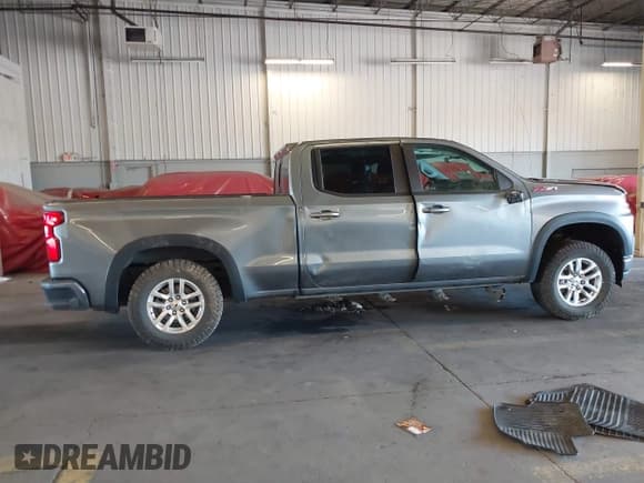 ✅ 2020 Chevrolet Silverado 1500 RST • VIN: 3GCUYEET3LG358879 • Lot: 43062504. Wystawiony na IAAI z przebiegiem 50 762 mil. Bezpłatny archiwum sprzedaży aukcyjnych z USA i szczegółowy raport historii pojazdu na DreamBid. Zdjęcie 14.