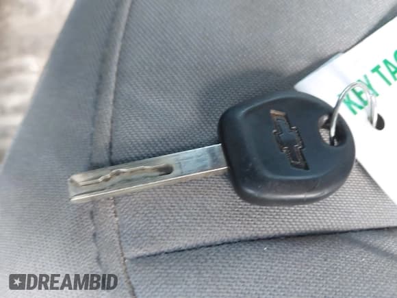 ✅ 2020 Chevrolet Colorado 2WD Work Truck • VIN: 1GCHSBEA3L1234271 • Lot: 43330242. Wystawiony na IAAI z przebiegiem 79 246 mil. Bezpłatny archiwum sprzedaży aukcyjnych z USA i szczegółowy raport historii pojazdu na DreamBid. Zdjęcie 11.