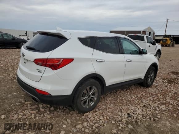 ✅ 2016 Hyundai Santa Fe • VIN: 5XYZTDLB5GG342468 • Lot: 92126415. Listed on Copart with 102,932 mi. Free auction sales archive from the USA and detailed vehicle history report at DreamBid. Image 3.