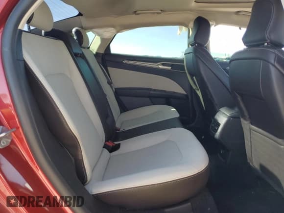 ✅ 2020 Ford Fusion SE • VIN: 3FA6P0HD6LR163887 • Lot: 92107785. Listed on Copart with 49,316 mi. Free auction sales archive from the USA and detailed vehicle history report at DreamBid. Image 10.