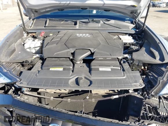 ✅ 2021 Audi Q8 Premium Plus • VIN: WA1EVAF11MD016309 • Лот: 43641317. Опубликован ранее на IAAI с пробегом 44 018 миль. Бесплатный доступ к архиву аукционных продаж из США и подробный отчёт об истории автомобиля на DreamBid. Изображение 10.