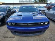 ✅ 2019 Dodge Challenger SXT • VIN: 2C3CDZAG2KH530068 • Lot: 49043973. Wystawiony na Copart z przebiegiem 85 568 mil. Bezpłatny archiwum sprzedaży aukcyjnych z USA i szczegółowy raport historii pojazdu na DreamBid. Zdjęcie 5.