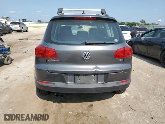 ✅ 2016 Volkswagen Tiguan S • VIN: WVGAV7AX0GW528084 • Lot: 67536985. Wystawiony na Copart z przebiegiem 104 608 mil. Bezpłatny archiwum sprzedaży aukcyjnych z USA i szczegółowy raport historii pojazdu na DreamBid. Zdjęcie 6.