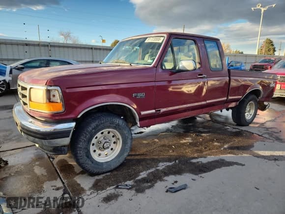 ✅ 1996 Ford F-150 • VIN: 1FTEX14N2TKA16013 • Lot: 91723555. Wystawiony na Copart z przebiegiem 222 026 mil. Bezpłatny archiwum sprzedaży aukcyjnych z USA i szczegółowy raport historii pojazdu na DreamBid. Zdjęcie 1.