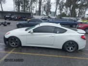 ✅ 2011 Hyundai Genesis Coupe • VIN: KMHHT6KD0BU059084 • Lot: 41776762. Wystawiony na IAAI z przebiegiem 149 115 mil. Bezpłatny archiwum sprzedaży aukcyjnych z USA i szczegółowy raport historii pojazdu na DreamBid. Zdjęcie 14.