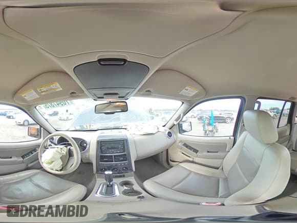 ✅ 2007 Ford Explorer XLT • VIN: 1FMEU73887UB24732 • Лот: 70947875. Опубликован ранее на Copart с пробегом 116 318 миль. Бесплатный доступ к архиву аукционных продаж из США и подробный отчёт об истории автомобиля на DreamBid. Изображение 15.