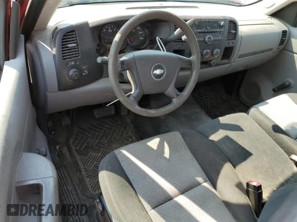 ✅ 2007 Chevrolet Silverado 1500 Work Truck • VIN: 1GCEC19C07Z505400 • Lot: 59202275. Listed on Copart with 185,811 mi. Free auction sales archive from the USA and detailed vehicle history report at DreamBid. Image 8.