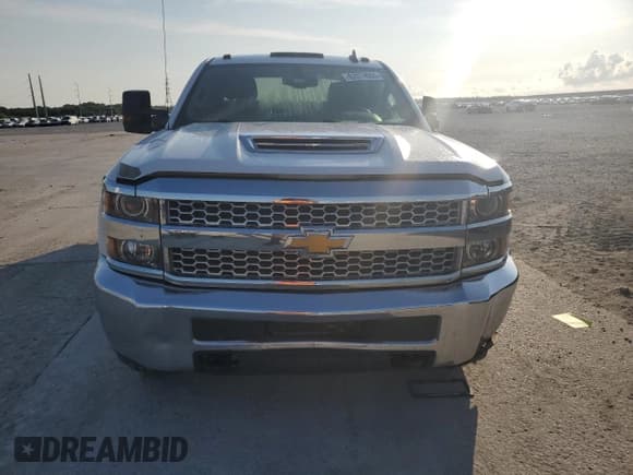 ✅ 2019 Chevrolet Silverado 1500 • VIN: 1GC4CVEY6KF219582 • Lot: 62074065. Wystawiony na Copart z przebiegiem 166 602 mil. Bezpłatny archiwum sprzedaży aukcyjnych z USA i szczegółowy raport historii pojazdu na DreamBid. Zdjęcie 5.