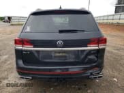 ✅ 2021 Volkswagen Atlas SE • VIN: 1V2NR2CA0MC592000 • Lot: 57709835. Wystawiony na Copart z przebiegiem 83 372 mil. Bezpłatny archiwum sprzedaży aukcyjnych z USA i szczegółowy raport historii pojazdu na DreamBid. Zdjęcie 6.