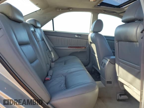 ✅ 2003 Toyota Camry XLE • VIN: 4T1BF30K53U061461 • Lot: 87456245. Listed on Copart with 175,087 mi. Free auction sales archive from the USA and detailed vehicle history report at DreamBid. Image 10.