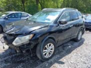 ✅ 2015 Nissan Rogue S • VIN: KNMAT2MVXFP555132 • Lot: 42855790. Wystawiony na IAAI z przebiegiem 113 044 mil. Bezpłatny archiwum sprzedaży aukcyjnych z USA i szczegółowy raport historii pojazdu na DreamBid. Zdjęcie 2.