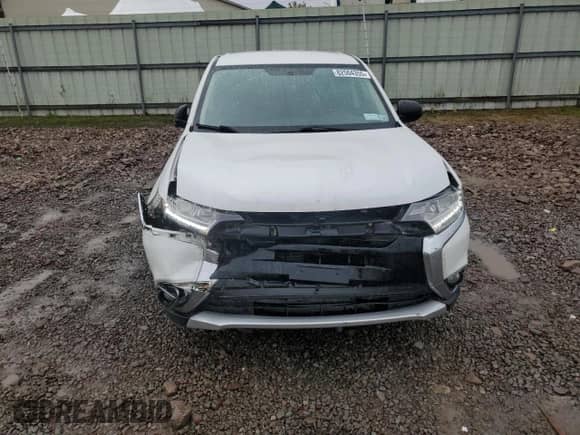 2017 Mitsubishi Outlander ES with VIN JA4AD2A36HZ001457, listed as a Copart auction lot 82504355 with 168,770 mi miles and Clean title. Bid and sale history available at DreamBid. Image 5.