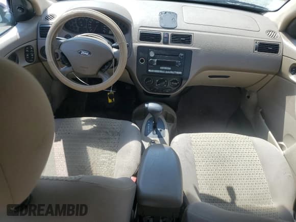 ✅ 2006 Ford Focus S • VIN: 1FAFP34N86W146011 • Lot: 81077975. Wystawiony na Copart z przebiegiem 163 180 mil. Bezpłatny archiwum sprzedaży aukcyjnych z USA i szczegółowy raport historii pojazdu na DreamBid. Zdjęcie 8.