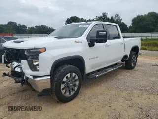 ✅ 2022 Chevrolet Silverado 2500HD LT • VIN: 2GC4YNE79N1225011 • Lot: 66666155. Listed on Copart with 50,882 mi. Free auction sales archive from the USA and detailed vehicle history report at DreamBid. Image 1.