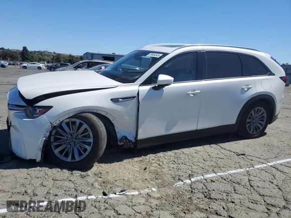 ✅ 2024 Mazda CX-90 Preferred • VIN: JM3KKBHA5R1155587 • Lot: 69464545. Wystawiony na Copart z przebiegiem 14 006 mil. Bezpłatny archiwum sprzedaży aukcyjnych z USA i szczegółowy raport historii pojazdu na DreamBid. Zdjęcie 1.