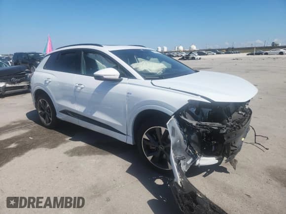 ✅ 2023 Audi Q4 e-tron Prestige • VIN: WA1M2BFZ8PP064778 • Lot: 81602445. Listed on Copart with 12,542 mi. Free auction sales archive from the USA and detailed vehicle history report at DreamBid. Image 4.
