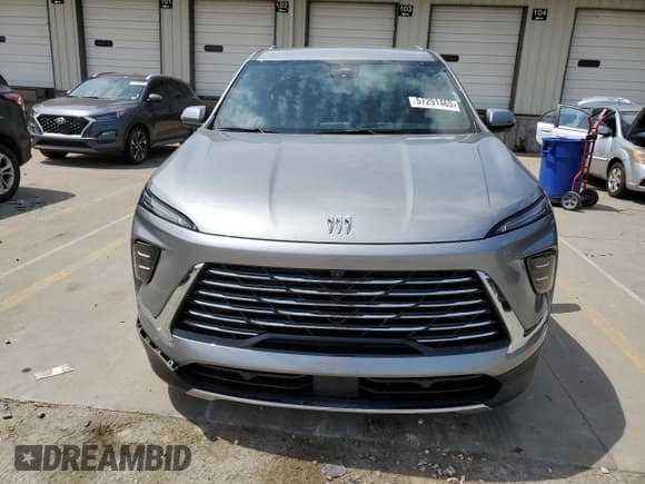 ✅ 2025 Buick Enclave Preferred • VIN: 5GAERARS4SJ109890 • Lot: 57291465. Listed on Copart with 2,125 mi. Free auction sales archive from the USA and detailed vehicle history report at DreamBid. Image 5.