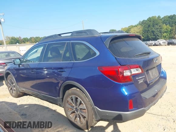✅ 2015 Subaru Outback Limited • VIN: 4S4BSBNC7F3357566 • Lot: 43287614. Listed on IAAI with 267,824 mi. Free auction sales archive from the USA and detailed vehicle history report at DreamBid. Image 14.