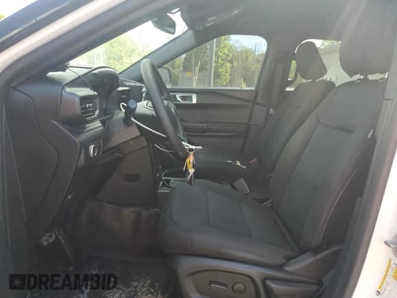 ✅ 2020 Ford Police Interceptor Utility • VIN: 1FM5K8AB5LGC36018 • Lot: 56076965. Listed on Copart with 43,525 mi. Free auction sales archive from the USA and detailed vehicle history report at DreamBid. Image 7.