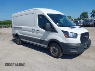 ✅ 2024 Ford Transit Cargo • VIN: 1FTBR1C85RKA09073 • Lot: 42570484. Wystawiony na IAAI z przebiegiem 43 137 mil. Bezpłatny archiwum sprzedaży aukcyjnych z USA i szczegółowy raport historii pojazdu na DreamBid. Zdjęcie 1.