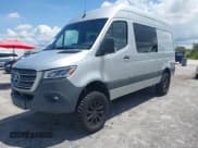 ✅ 2020 Mercedes-Benz Sprinter Cargo • VIN: W1W4EBVY5LP226676 • Лот: 42986757. Опубликован ранее на IAAI с пробегом 130 571 миль. Бесплатный доступ к архиву аукционных продаж из США и подробный отчёт об истории автомобиля на DreamBid. Изображение 17.