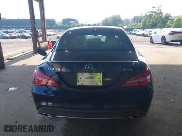 ✅ 2019 Mercedes-Benz CLA 250 • VIN: WDDSJ4GB3KN743526 • Лот: 42476350. Опубликован ранее на IAAI с пробегом 42 278 миль. Бесплатный доступ к архиву аукционных продаж из США и подробный отчёт об истории автомобиля на DreamBid. Изображение 16.