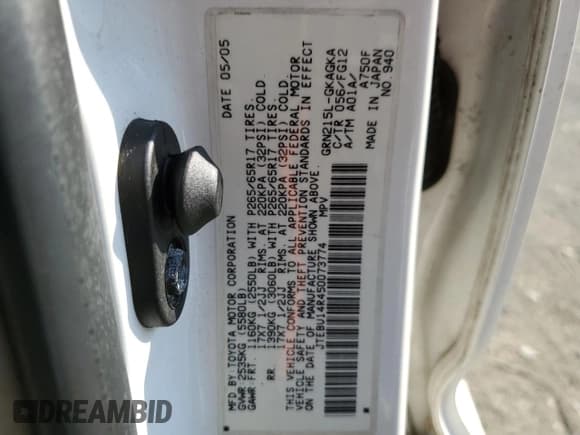 ✅ 2005 Toyota 4Runner SR5 • VIN: JTEBU14R450073774 • Lot: 52688634. Wystawiony na Copart z przebiegiem 272 343 mil. Bezpłatny archiwum sprzedaży aukcyjnych z USA i szczegółowy raport historii pojazdu na DreamBid. Zdjęcie 13.