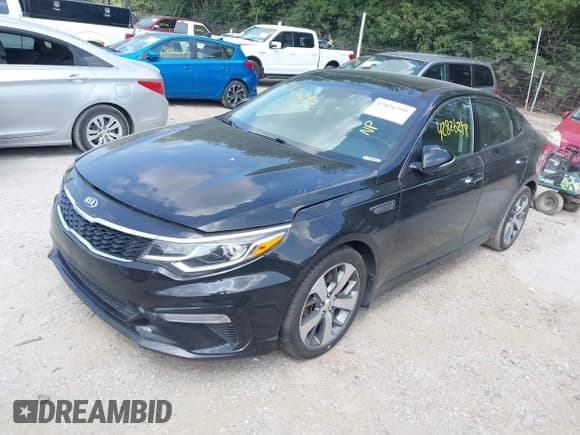 ✅ 2019 Kia Optima LX • VIN: 5XXGT4L32KG283554 • Лот: 42826298. Опубликован ранее на IAAI с пробегом 135 941 миль. Бесплатный доступ к архиву аукционных продаж из США и подробный отчёт об истории автомобиля на DreamBid. Изображение 2.