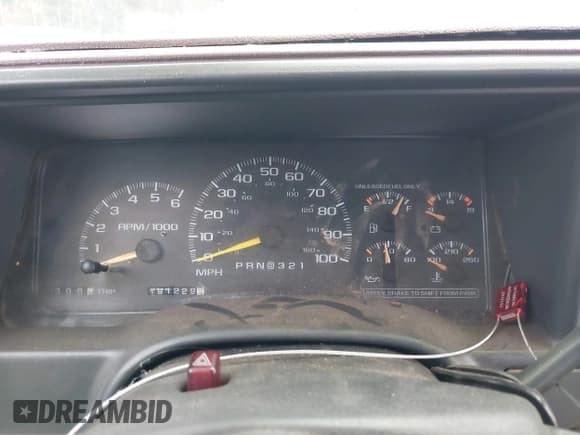 ✅ 1998 Chevrolet Silverado 1500 • VIN: 2GCEC19RXW1108997 • Лот: 43738478. Опубликован ранее на IAAI с пробегом 191 229 миль. Бесплатный доступ к архиву аукционных продаж из США и подробный отчёт об истории автомобиля на DreamBid. Изображение 7.