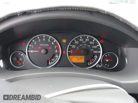 ✅ 2010 Nissan Frontier SE • VIN: 1N6AD0ER0AC435548 • Lot: 41793755. Wystawiony na IAAI z przebiegiem 126 934 mil. Bezpłatny archiwum sprzedaży aukcyjnych z USA i szczegółowy raport historii pojazdu na DreamBid. Zdjęcie 7.