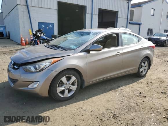 ✅ 2013 Hyundai Elantra GLS • VIN: 5NPDH4AE9DH257789 • Lot: 71285505. Listed on Copart with 60,960 mi. Free auction sales archive from the USA and detailed vehicle history report at DreamBid. Image 1.