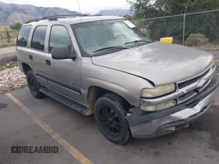 2001 Chevrolet Tahoe LT z VIN 1GNEK13T71J239513, wystawiony jako IAAI lot #43437806 z przebiegiem 216 160 mil mil oraz . Historia ofert i sprzedaży dostępna na DreamBid. Obrazek 1.