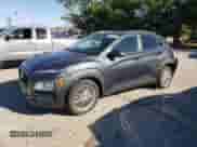 2019 Hyundai Kona SEL z VIN KM8K6CAA4KU350187, wystawiony jako Copart lot #67957452 z przebiegiem 16 391 mil mil oraz . Historia ofert i sprzedaży dostępna na DreamBid. Obrazek 1.