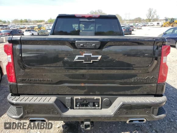 ✅ 2025 Chevrolet Silverado 1500 • VIN: 2GCPAFED6S1116613 • Лот: 48756285. Опубликован ранее на Copart с пробегом 1 136 миль. Бесплатный доступ к архиву аукционных продаж из США и подробный отчёт об истории автомобиля на DreamBid. Изображение 6.