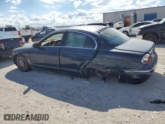 ✅ 2006 Jaguar S-Type 3 • VIN: SAJWA01AX6FN58587 • Lot: 70984494. Wystawiony na Copart z przebiegiem 122 726 mil. Bezpłatny archiwum sprzedaży aukcyjnych z USA i szczegółowy raport historii pojazdu na DreamBid. Zdjęcie 2.