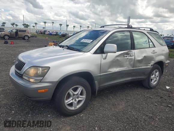 ✅ 1999 Lexus RX 300 • VIN: JT6GF10U7X0019264 • Лот: 85141815. Опубликован ранее на Copart с пробегом 143 087 миль. Бесплатный доступ к архиву аукционных продаж из США и подробный отчёт об истории автомобиля на DreamBid. Изображение 1.