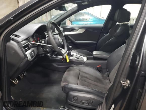 ✅ 2018 Audi A4 • VIN: WAUPNAF40JA126691 • Лот: 51451805. Опубликован ранее на Copart с пробегом 64 780 миль. Бесплатный доступ к архиву аукционных продаж из США и подробный отчёт об истории автомобиля на DreamBid. Изображение 7.