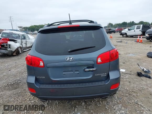 ✅ 2009 Hyundai Santa Fe Limited • VIN: 5NMSH13E39H325673 • Lot: 43173498. Listed on IAAI with 159,417 mi. Free auction sales archive from the USA and detailed vehicle history report at DreamBid. Image 17.