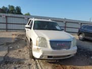 ✅ 2011 GMC Yukon Denali • VIN: 1GKS1EEF3BR176589 • Lot: 43146310. Listed on IAAI with 256,000 mi. Free auction sales archive from the USA and detailed vehicle history report at DreamBid. Image 1.
