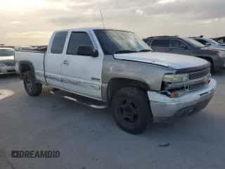 2000 Chevrolet Silverado 1500 LT z VIN 2GCEK19T0Y1372151, wystawiony jako Copart lot #63628314 z przebiegiem 286 923 mil mil oraz Szkoda całkowita • Salvage title. Historia ofert i sprzedaży dostępna na DreamBid. Obrazek 4.