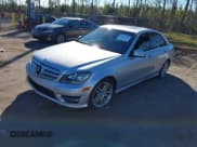 ✅ 2013 Mercedes-Benz C 300 Sport • VIN: WDDGF8AB2DG129176 • Lot: 41354986. Wystawiony na IAAI z przebiegiem 109 453 mil. Bezpłatny archiwum sprzedaży aukcyjnych z USA i szczegółowy raport historii pojazdu na DreamBid. Zdjęcie 2.