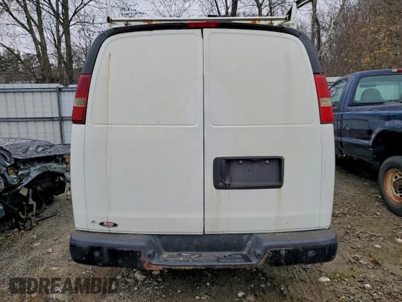 ✅ 2014 Chevrolet Express Cargo • VIN: 1GCZGTCA8E1203390 • Lot: 93376385. Listed on Copart with 188,842 mi. Free auction sales archive from the USA and detailed vehicle history report at DreamBid. Image 6.
