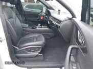 ✅ 2018 Audi Q7 Premium Plus • VIN: WA1LAAF76JD019712 • Lot: 43596316. Wystawiony na IAAI z przebiegiem 100 295 mil. Bezpłatny archiwum sprzedaży aukcyjnych z USA i szczegółowy raport historii pojazdu na DreamBid. Zdjęcie 5.