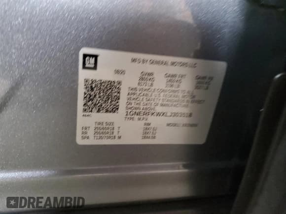 ✅ 2020 Chevrolet Traverse LS • VIN: 1GNERFKWXLJ303518 • Lot: 90496695. Wystawiony na Copart z przebiegiem 92 771 mil. Bezpłatny archiwum sprzedaży aukcyjnych z USA i szczegółowy raport historii pojazdu na DreamBid. Zdjęcie 14.