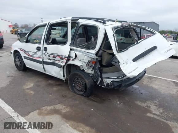 ✅ 2000 Chevrolet Venture Plus 1SB • VIN: 1GNDU03E2YD128832 • Lot: 41984520. Listed on IAAI with Not provided. Free auction sales archive from the USA and detailed vehicle history report at DreamBid. Image 3.